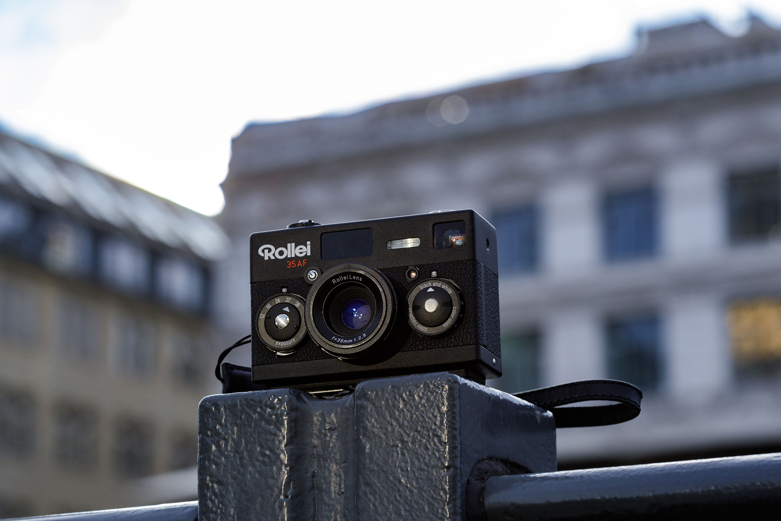 Rollei 35 AF in Schwarz