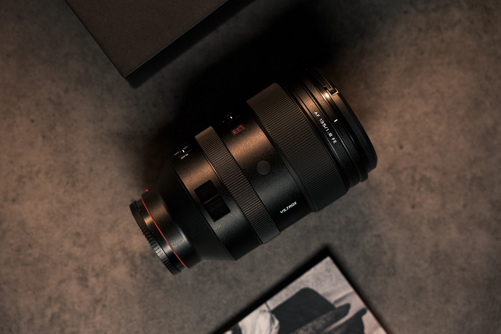 Präzision und Ästhetik vereint: Das Viltrox AF 135 mm F/1.8 LAB FE für Sony-Kameras