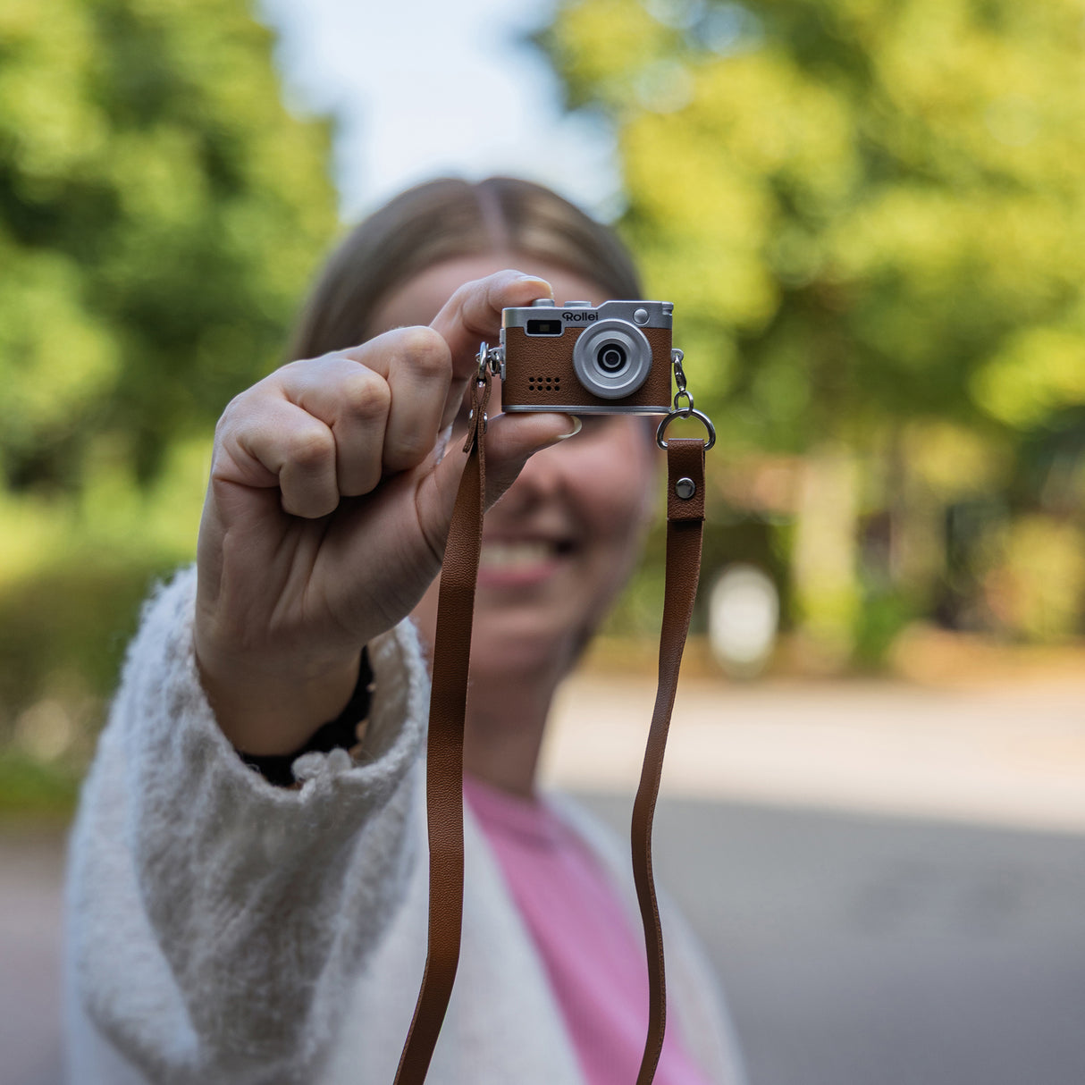 Mini digital camera variant black